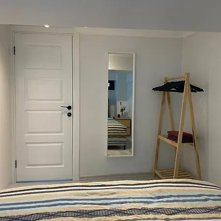 Renovated 2br Near Metro Appartement Istambul
